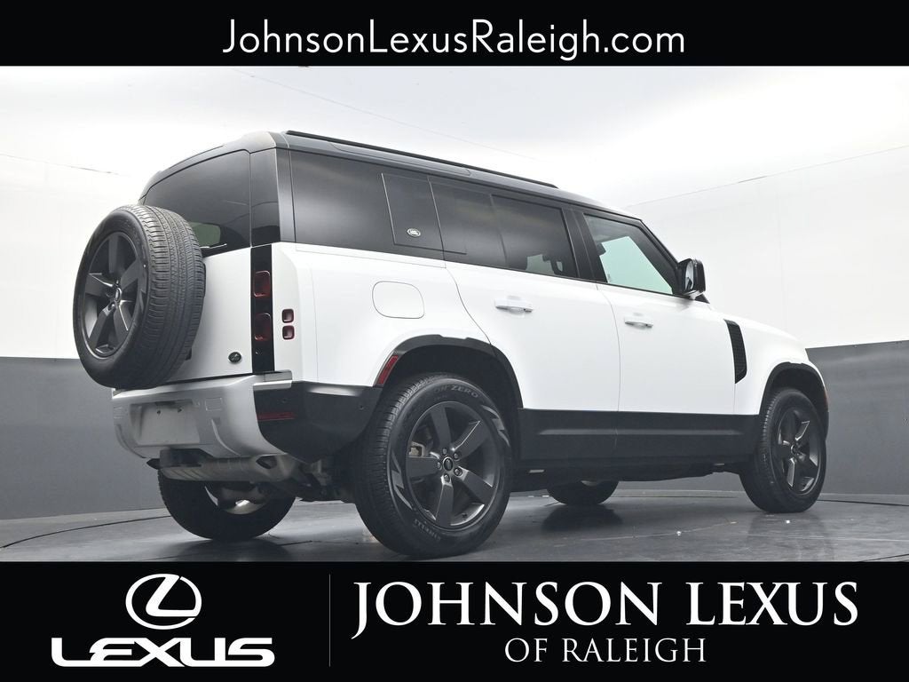 2023 Land Rover Defender 110 SE