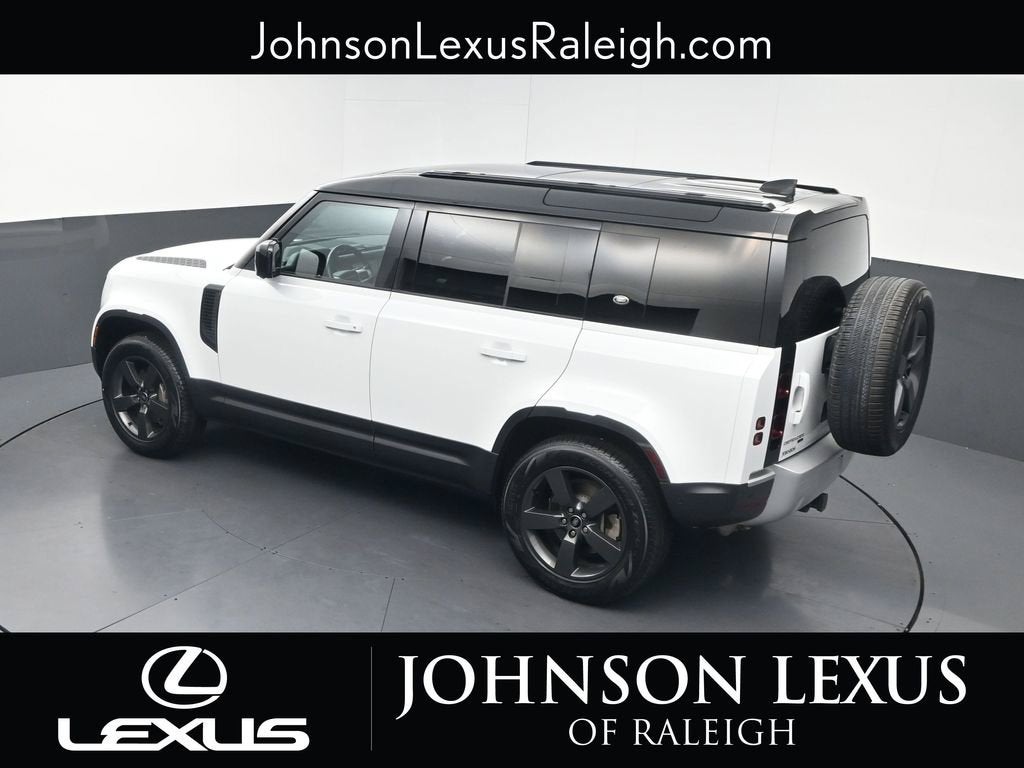 2023 Land Rover Defender 110 SE