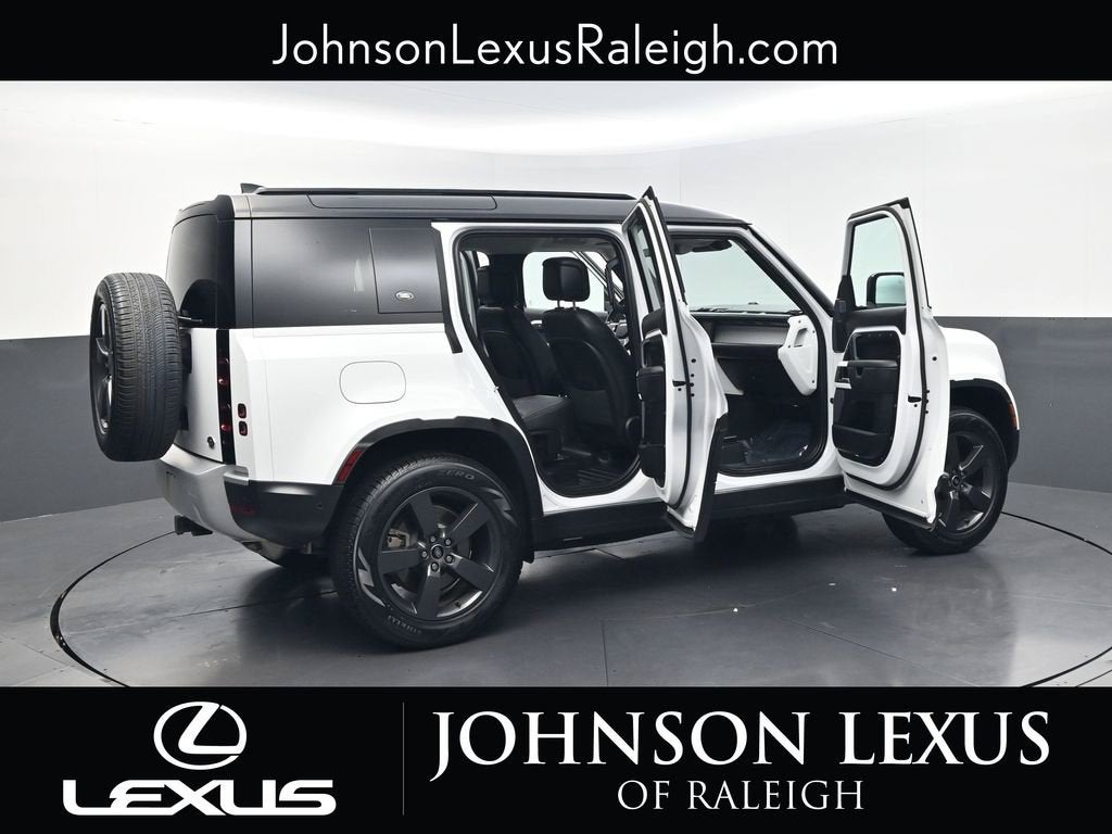 2023 Land Rover Defender 110 SE