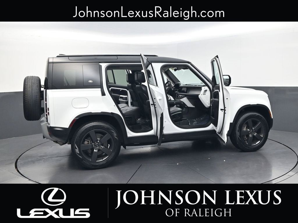 2023 Land Rover Defender 110 SE