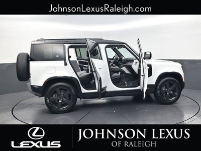 2023 Land Rover Defender 110 SE