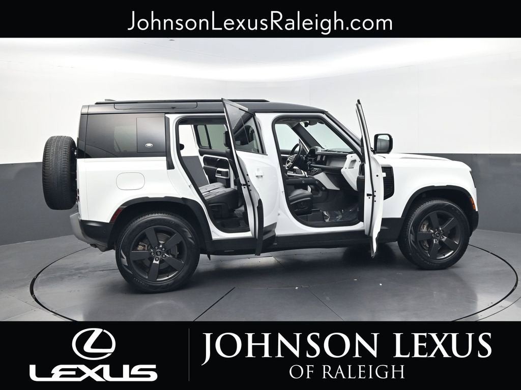 2023 Land Rover Defender 110 SE
