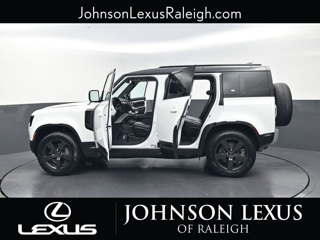 2023 Land Rover Defender 110 SE
