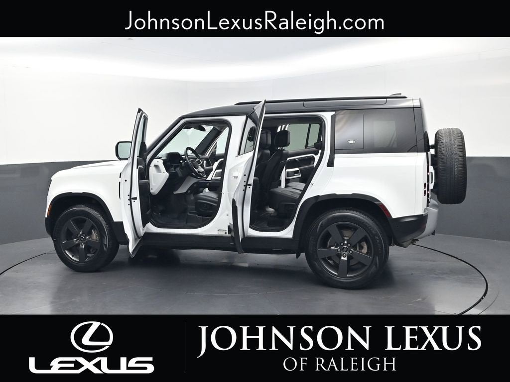 2023 Land Rover Defender 110 SE