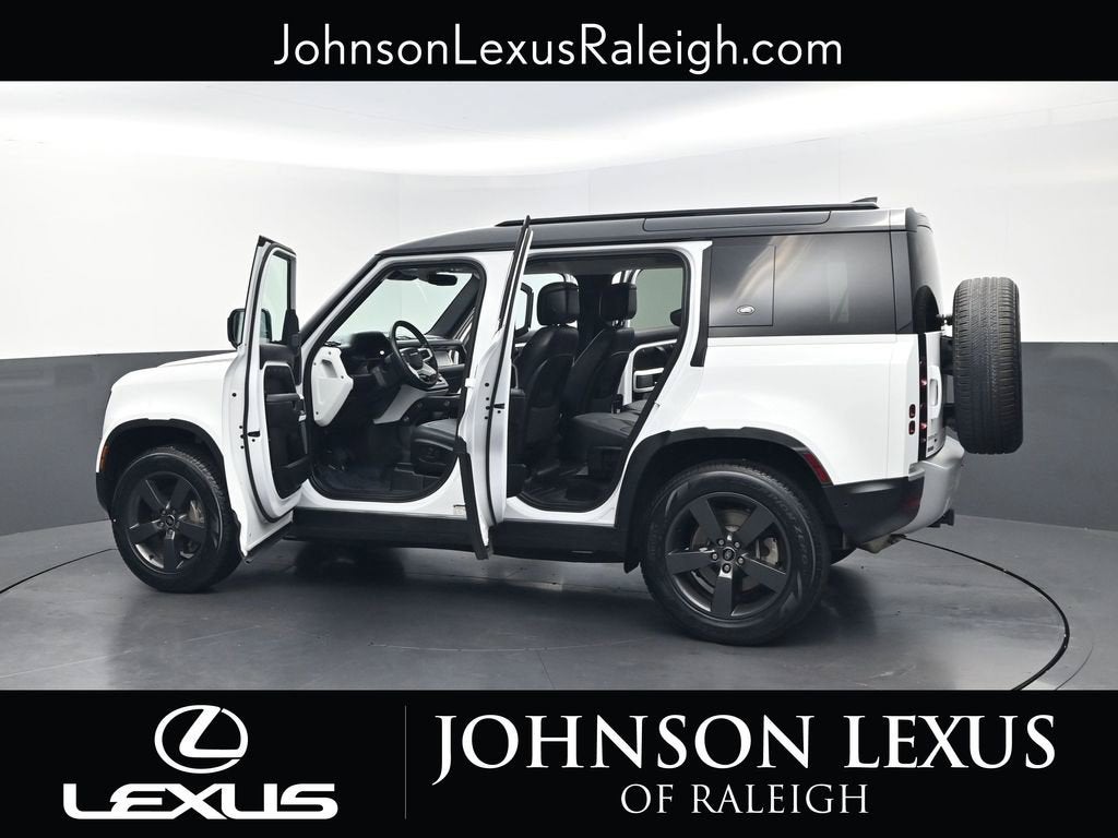 2023 Land Rover Defender 110 SE