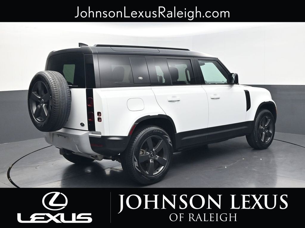 2023 Land Rover Defender 110 SE