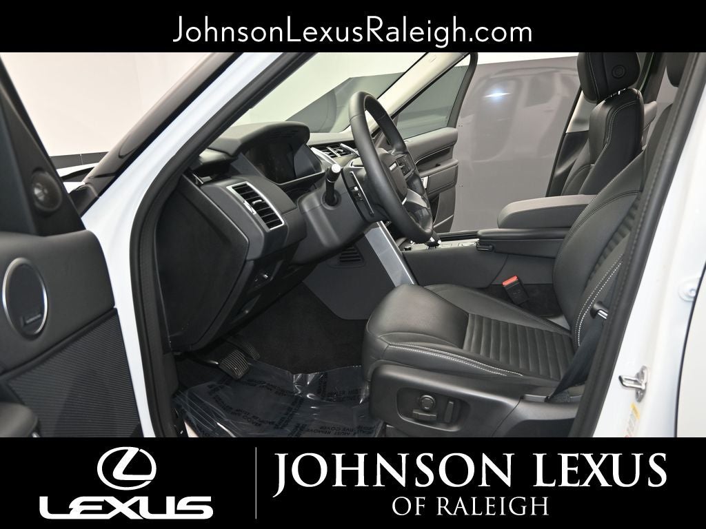 2024 Land Rover Discovery S