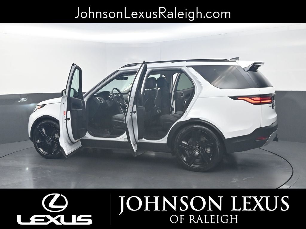 2024 Land Rover Discovery S