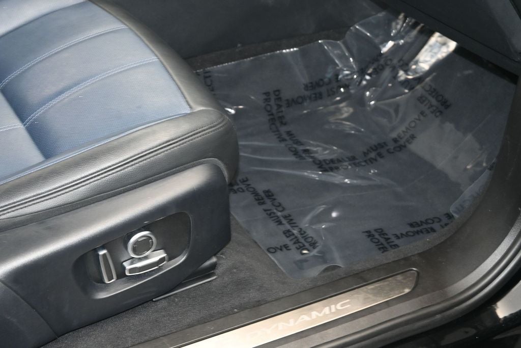 2021 Land Rover Range Rover Evoque R-Dynamic SE