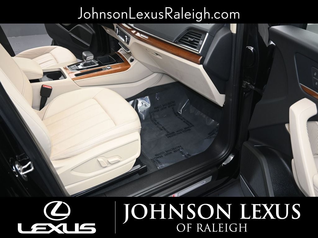 2023 Audi Q5 45 S line Premium quattro