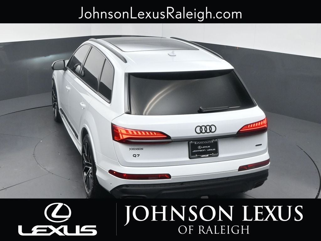 2025 Audi Q7 55 Prestige quattro