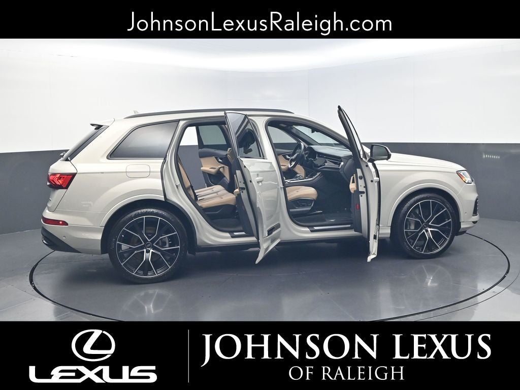 2023 Audi Q7 55 Prestige quattro