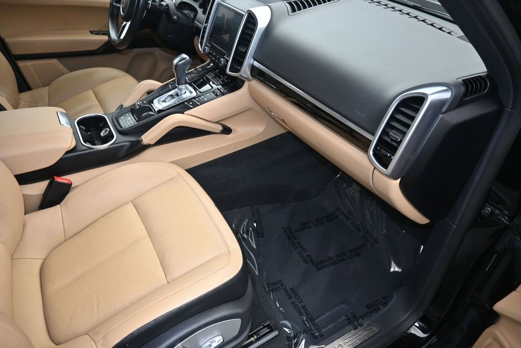 2017 Porsche Cayenne Base