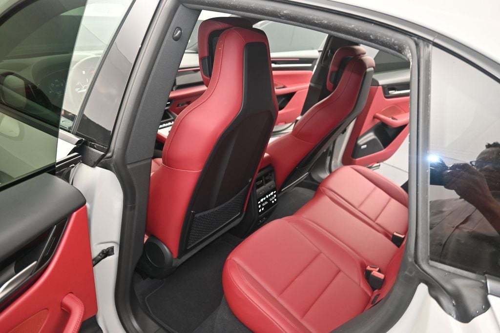 2026 Porsche Macan Electric 4
