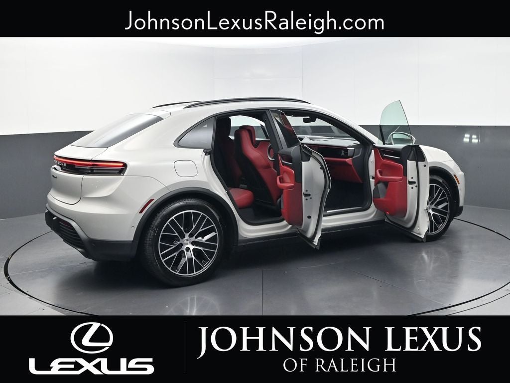 2026 Porsche Macan Electric 4