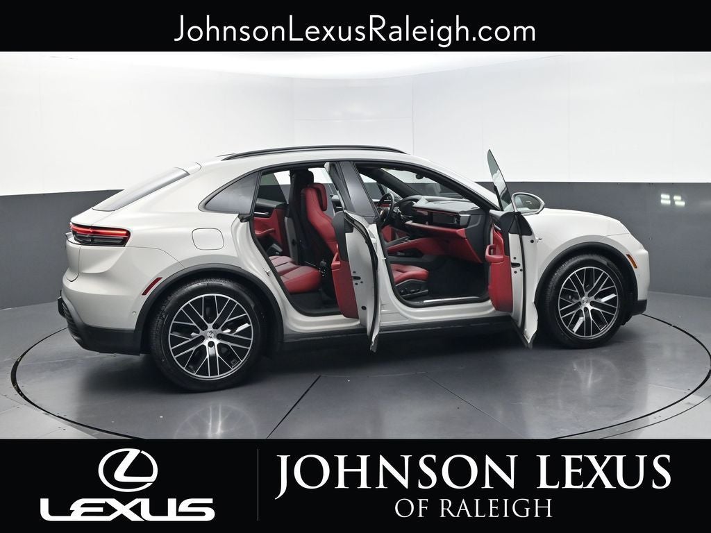 2026 Porsche Macan Electric 4