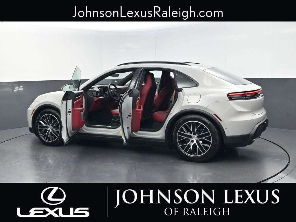 2026 Porsche Macan Electric 4