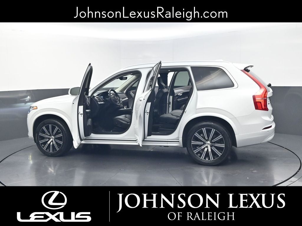 2023 Volvo XC90 B5 Core