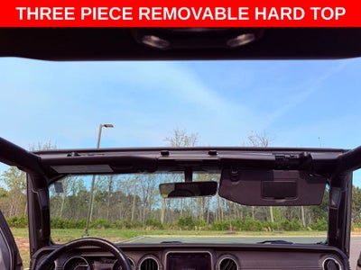 2020 Jeep Wrangler Unlimited Sahara NORTH ED/LEATHER/3-PC TOP/LED/SAFETY