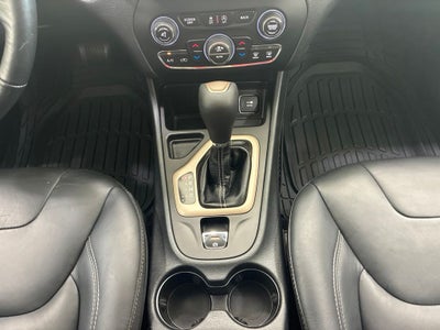 2016 Jeep Cherokee Limited NAV/LEATHER SEATS/4 NEW TIRES