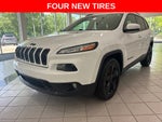2016 Jeep Cherokee Limited NAV/LEATHER SEATS/4 NEW TIRES