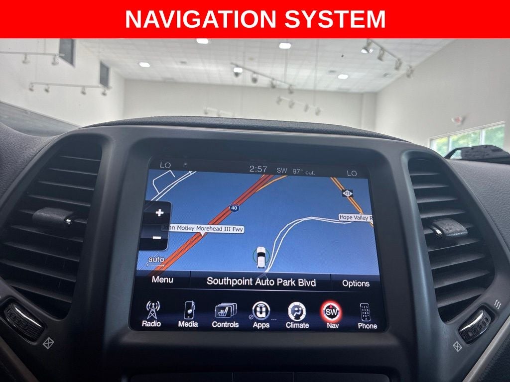 2016 Jeep Cherokee Limited NAV/LEATHER SEATS/4 NEW TIRES