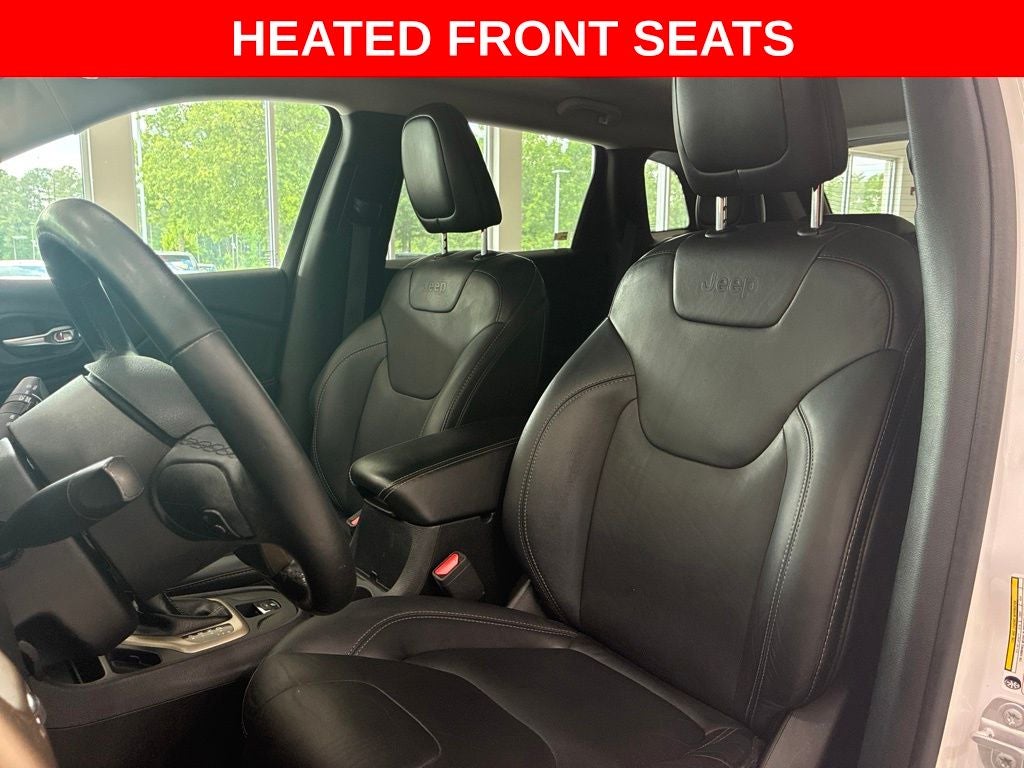 2016 Jeep Cherokee Limited NAV/LEATHER SEATS/4 NEW TIRES