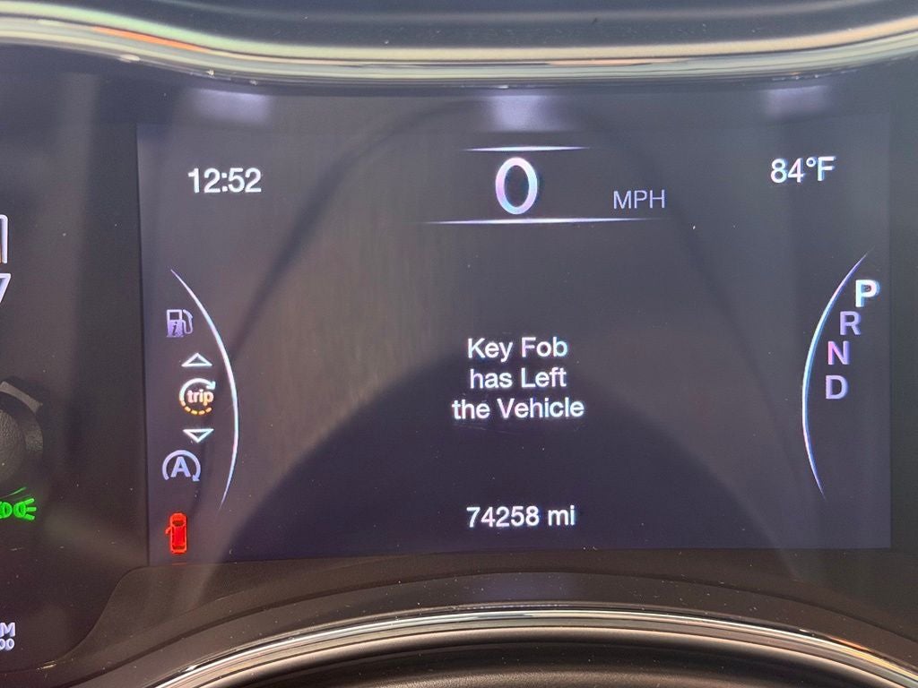 2019 Jeep Grand Cherokee Limited PANO ROOF/NAV/BLIND SPOT/PARK AST/CARPLAY