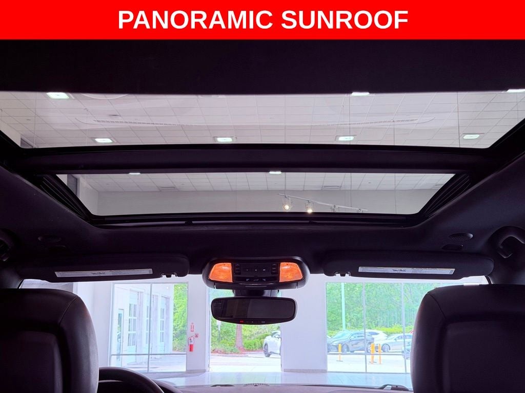 2019 Jeep Grand Cherokee Limited PANO ROOF/NAV/BLIND SPOT/PARK AST/CARPLAY