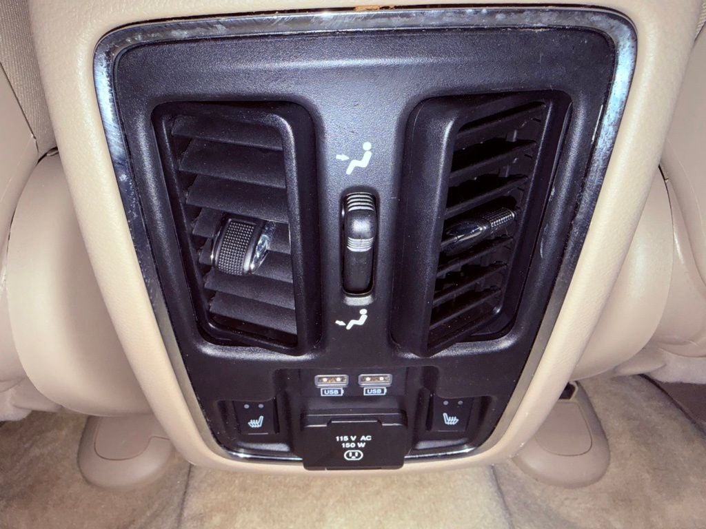 2018 Jeep Grand Cherokee Overland PANO ROOF/NAV/ACTIVE SAFETY PKG/BLIND SPOT