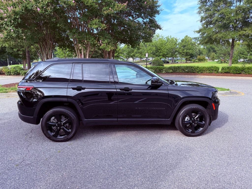2023 Jeep Grand Cherokee Altitude CARPLAY/PARK AST/BLIND SPOT/CLEAN CARFAX