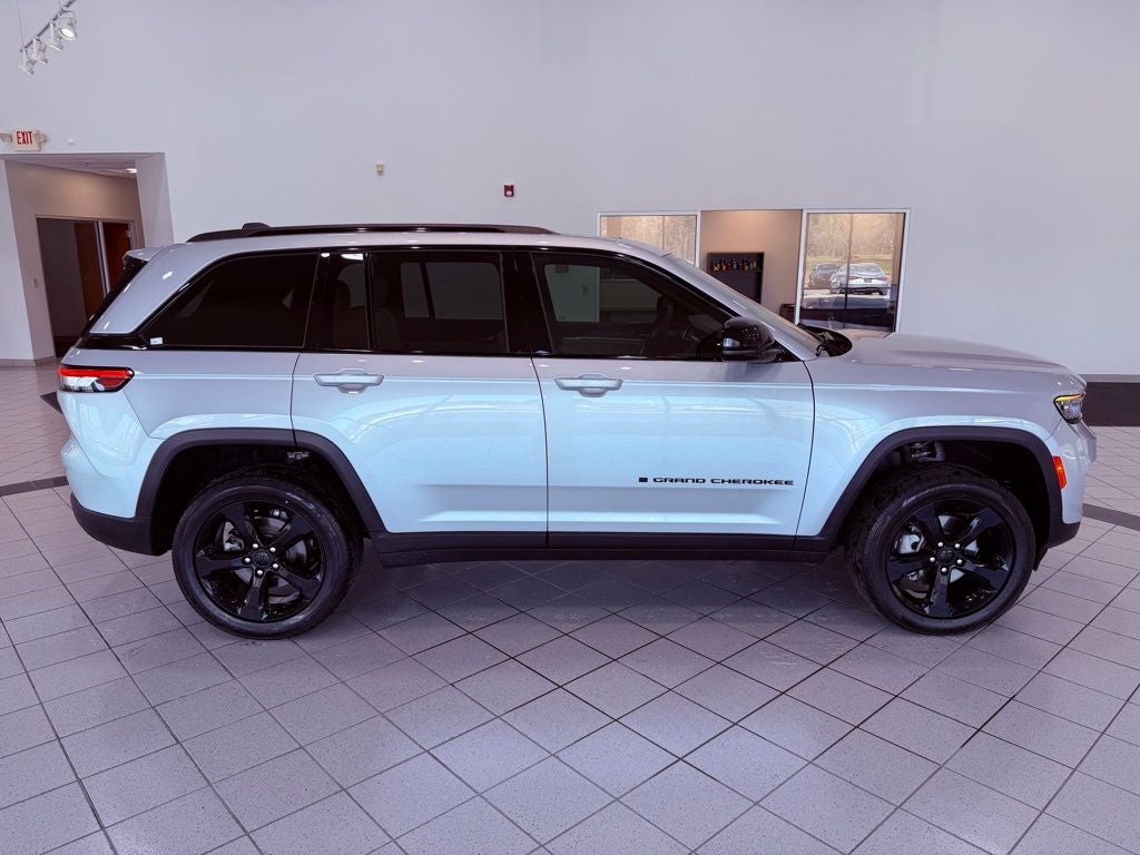 2024 Jeep Grand Cherokee Limited PANO ROOF/NAV/BLIND SPOT/1 OWNER