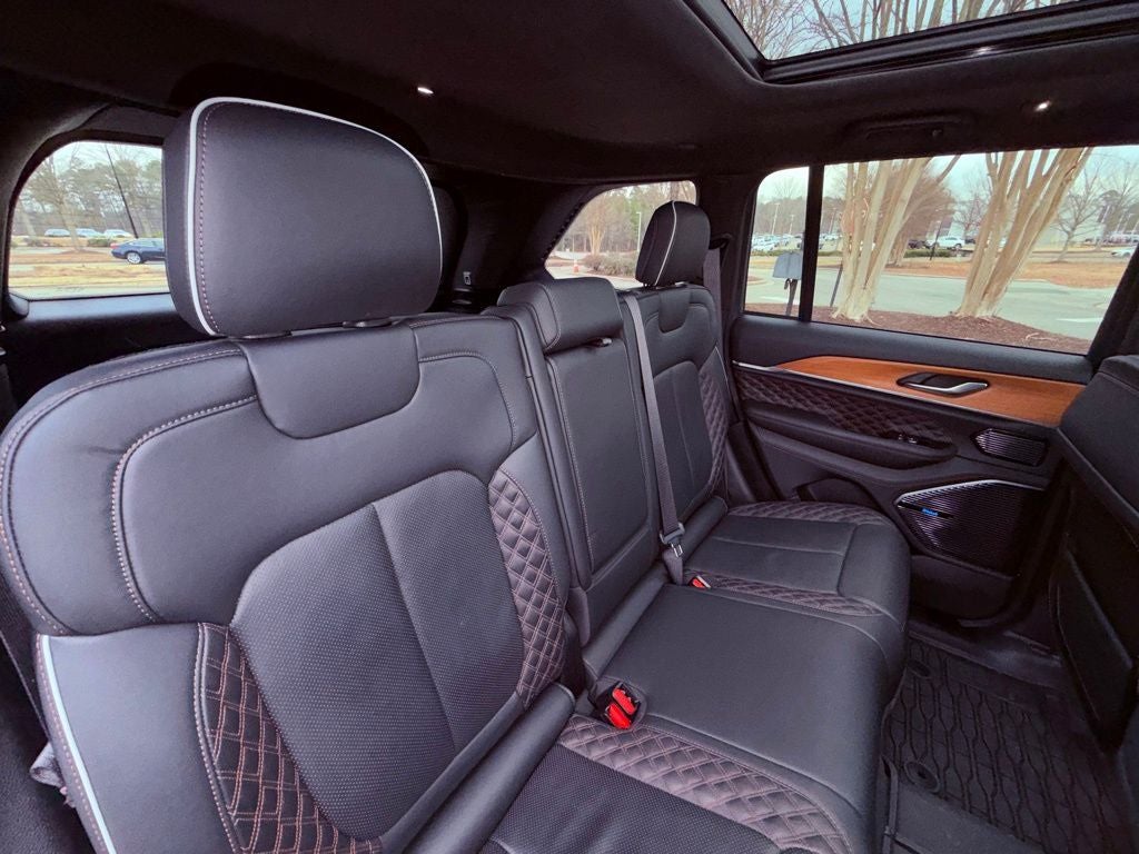 2023 Jeep Grand Cherokee Summit Reserve 4xe PANO ROOF/MCINTOSH SOUND