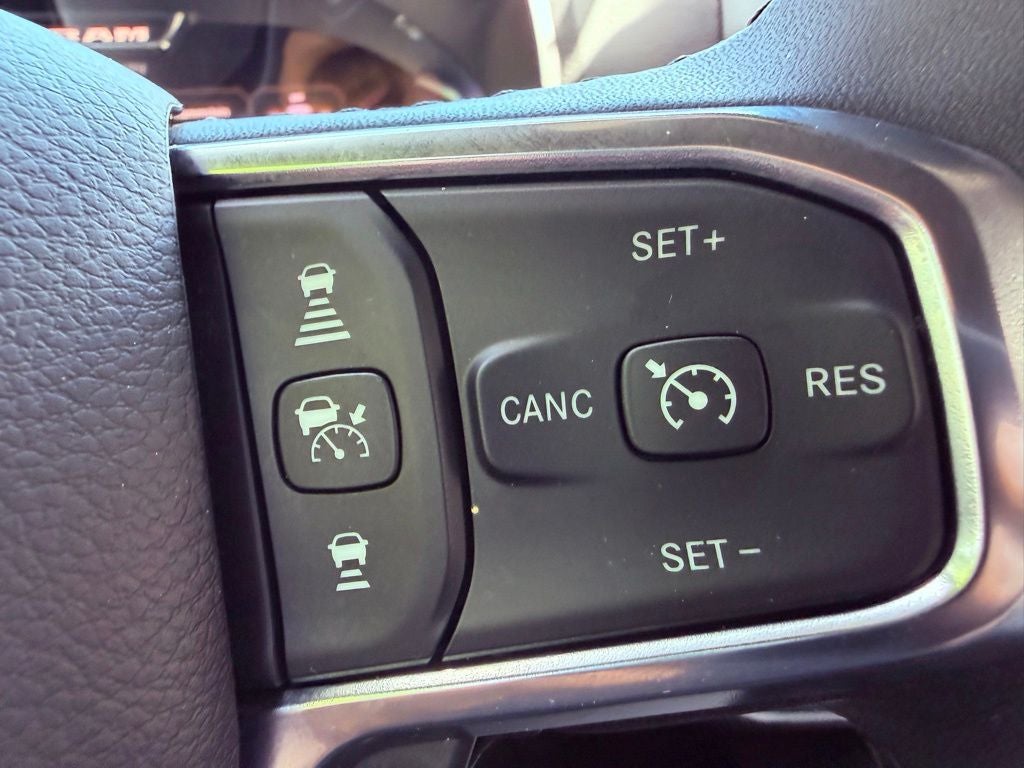 2025 RAM 1500 Big Horn NAV/BLIND SPOT/PARK AST/NIGHT EDITION
