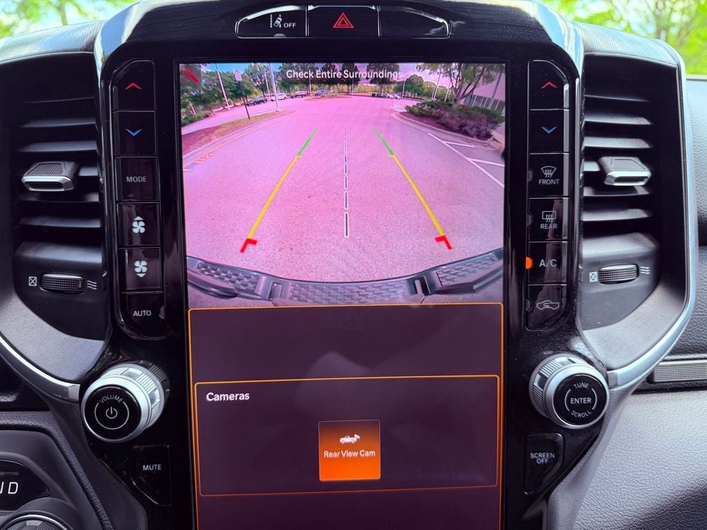 2025 RAM 1500 Big Horn NAV/BLIND SPOT/PARK AST/NIGHT EDITION