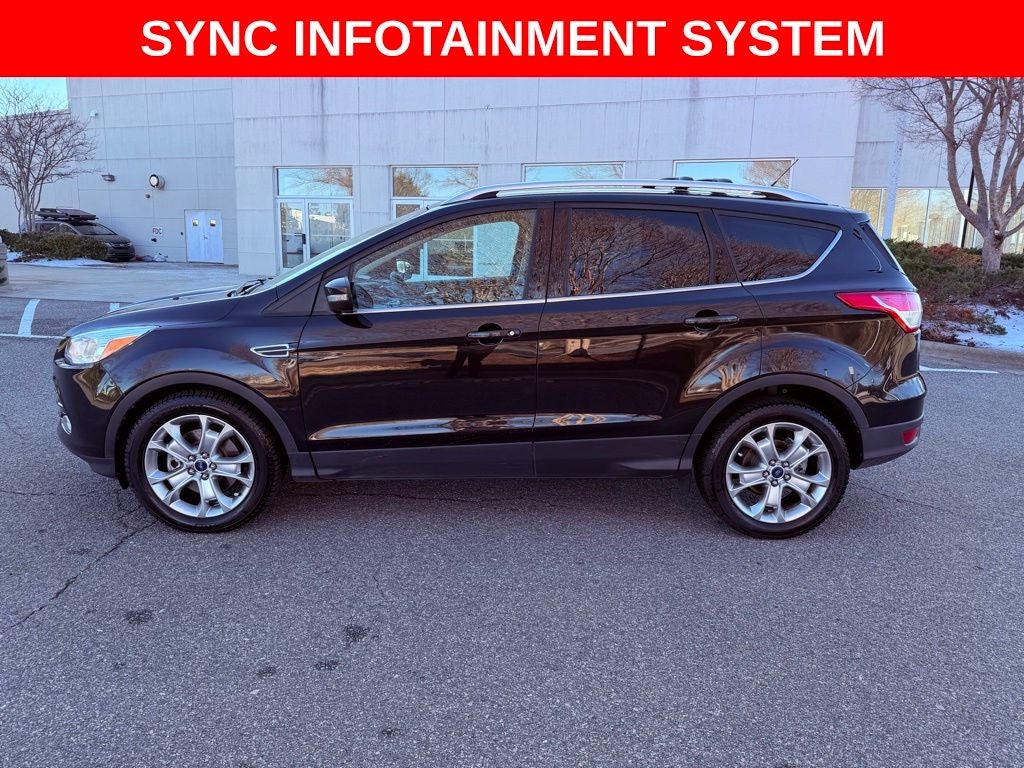 2014 Ford Escape Titanium PANO ROOF/PARK AST/1 OWNER/CLEAN CARFAX