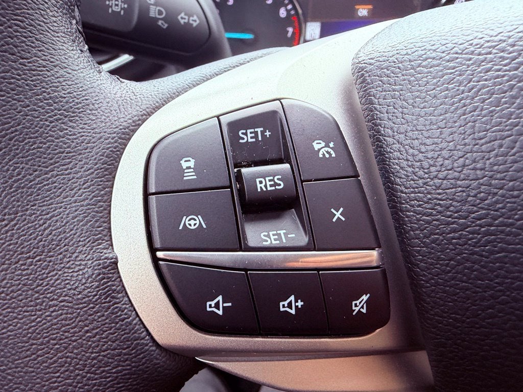 2024 Ford Explorer XLT PANO ROOF/NAV/BLIND SPOT/SMART CRUISE/ALL RECORDS