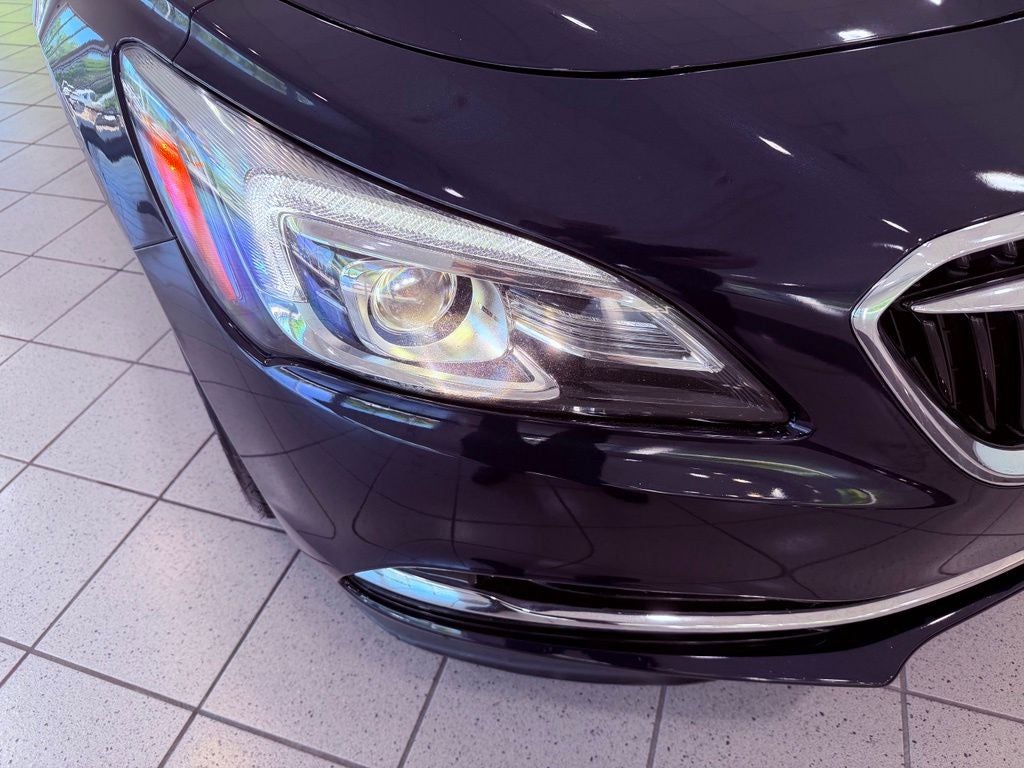 2017 Buick LaCrosse Essence PANO ROOF/BOSE/NAV/BLIND SPOT/1 OWNER