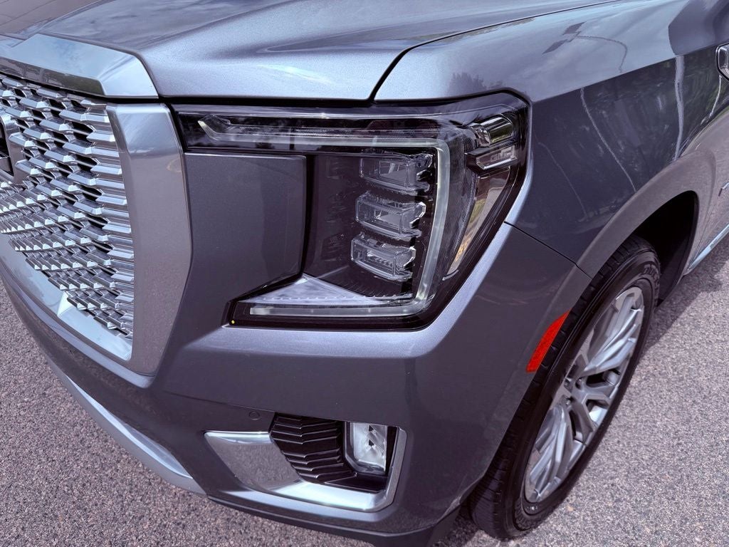2022 GMC Yukon Denali PANO ROOF/HEAD UP/360 CAM/BOSE/NAV/CARPLAY