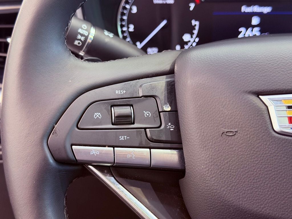2025 Cadillac XT6 Luxury PANO ROOF/BOSE/PARK AST/BLIND SPOT/SMART CRUISE
