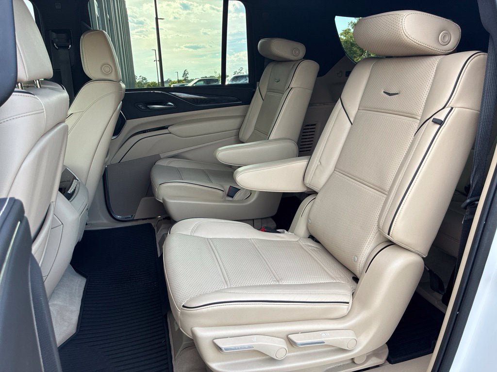 2022 Cadillac Escalade ESV Premium LUXURY/SUPERCRUISE/ALL RECORDS