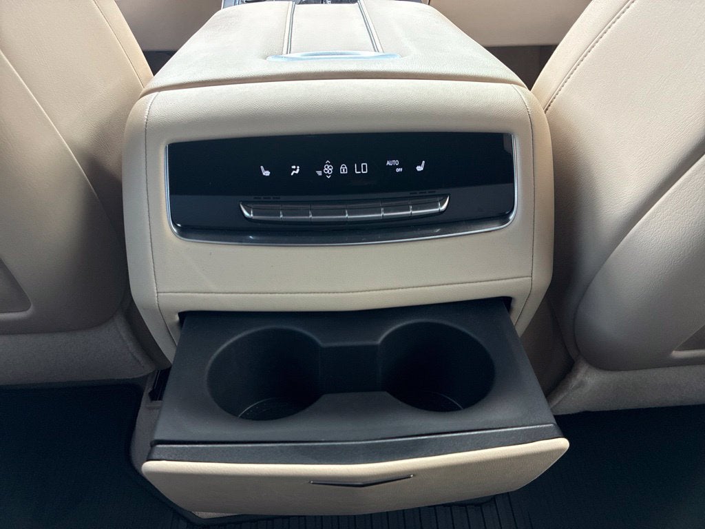 2022 Cadillac Escalade ESV Premium LUXURY/SUPERCRUISE/ALL RECORDS