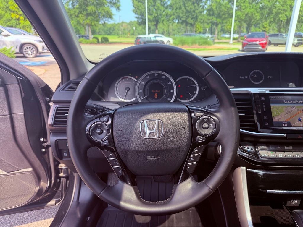 2017 Honda Accord EX-L w/Navigation and Honda Sensing/CARPLAY/SMART CRUIS