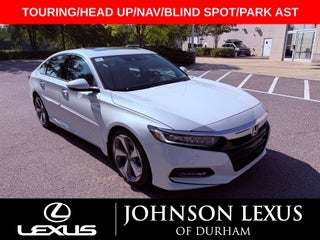 2018 Honda Accord Touring 2.0T HEAD UP/NAV/CARPLAY/SMART CRUISE/PARK AST