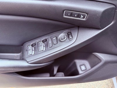 2018 Honda Accord Touring 2.0T HEAD UP/NAV/CARPLAY/SMART CRUISE/PARK AST