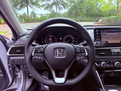 2018 Honda Accord Touring 2.0T HEAD UP/NAV/CARPLAY/SMART CRUISE/PARK AST