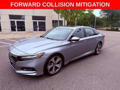 2018 Honda Accord Touring 2.0T HEAD UP/NAV/CARPLAY/SMART CRUISE/PARK AST