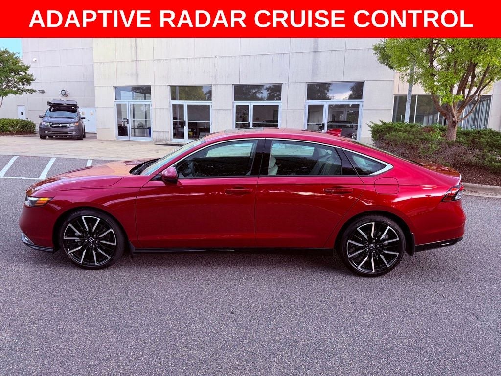 2025 Honda Accord Hybrid Touring BOSE/NAV/BLIND SPOT/PARK AST/SMART CRUISE