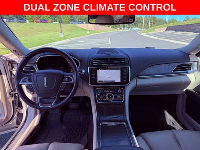2017 Lincoln Continental Select NAV/BLIND SPOT/CLEAN CARFAX/33,627 MILES