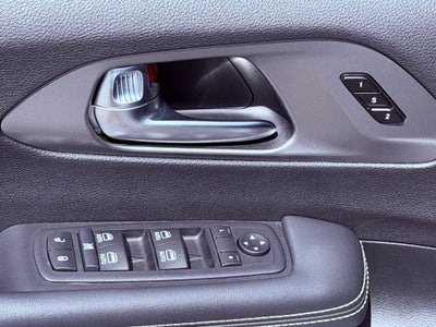 2026 Chrysler Pacifica Select PARK ASSIST/SMART CRUISE/BLIND SPOT/CLEAN CARFAX